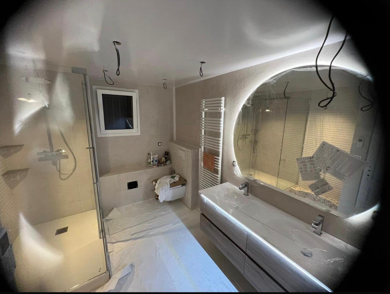 Rénovation complète d'une salle de bain — avant / après — photo 3